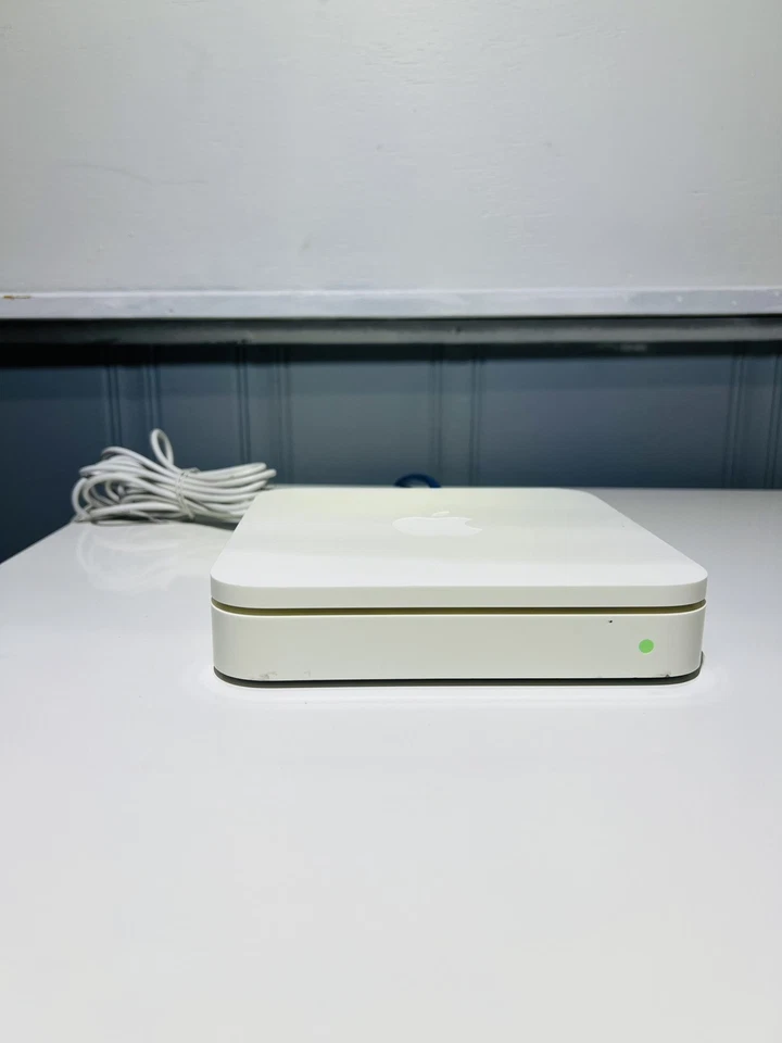 Apple A1408 AirPort Extreme Dual Band Wireless WiFi Router Base Station w/ Cable - Image 2 of 4