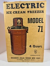 Vintage RCW Model 71 Electric Ice Cream Freezer 4 Quart w/ Box Chocolate