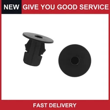 Universal Black 10x10mm Square Hole Dia Plastic Rivet Clips Black Pack of 100