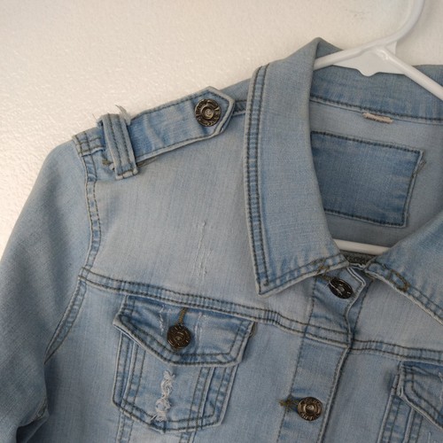 Jean Jacket XL Girls Distressed Button Front Light Wash Blue Denim - Picture 2 of 8