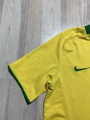 BRASIL 2010 2011 HOME FOOTBALL SHIRT SOCCER JERSEY NIKE 369250-703