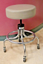 Brewer 23051 Exam Stool Medical Dental / Chrome Adj Height Foot Ring / USA Made