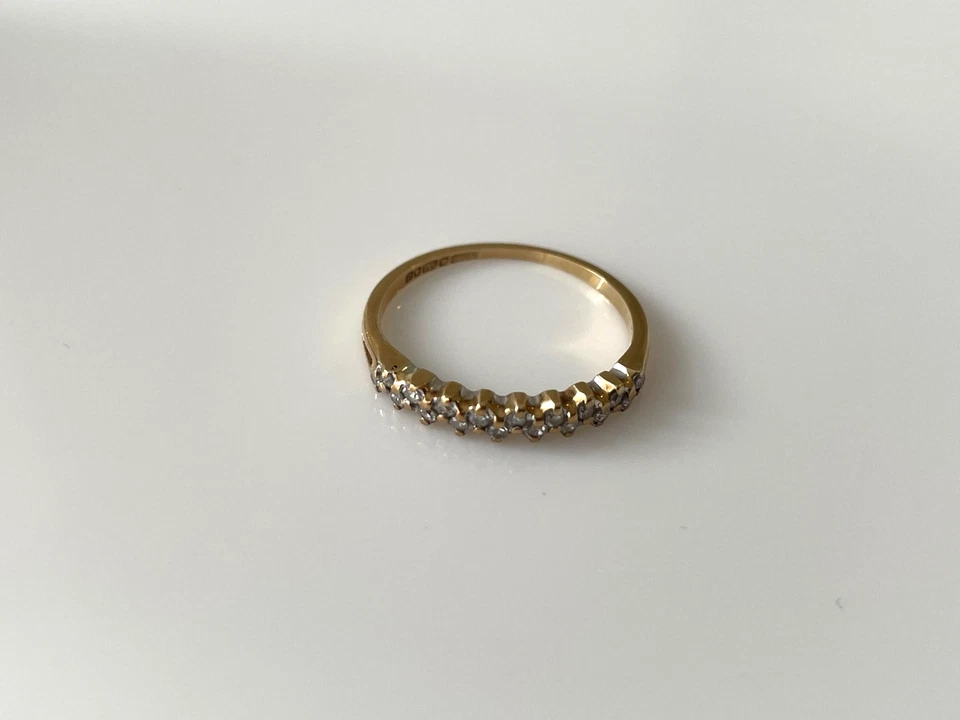 Anillo de diamantes 1988 oro de 9 quilates media eternidad anillo vintage 18 diamantes - talla i 1/2 Foto 3 de 4