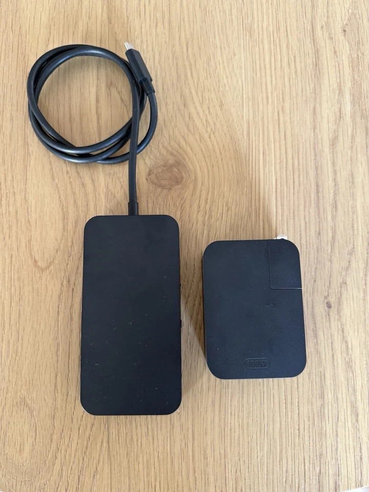 Microsoft Surface USB4 Dock - Gigabit Ethernet, USB C to 2xUSB-C/1xUSB-A/HDMI - Image 2 of 4