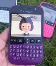 Unlocked BlackBerry 9720 3G WIFI 5MP Camera FM Radio GPS Black/Pink Cellphone