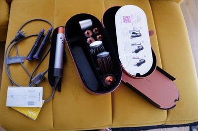 Dyson Airwrap Multi-Hairstyler Complete HS01 + zwei Lockenaufsatz zusätzlich
