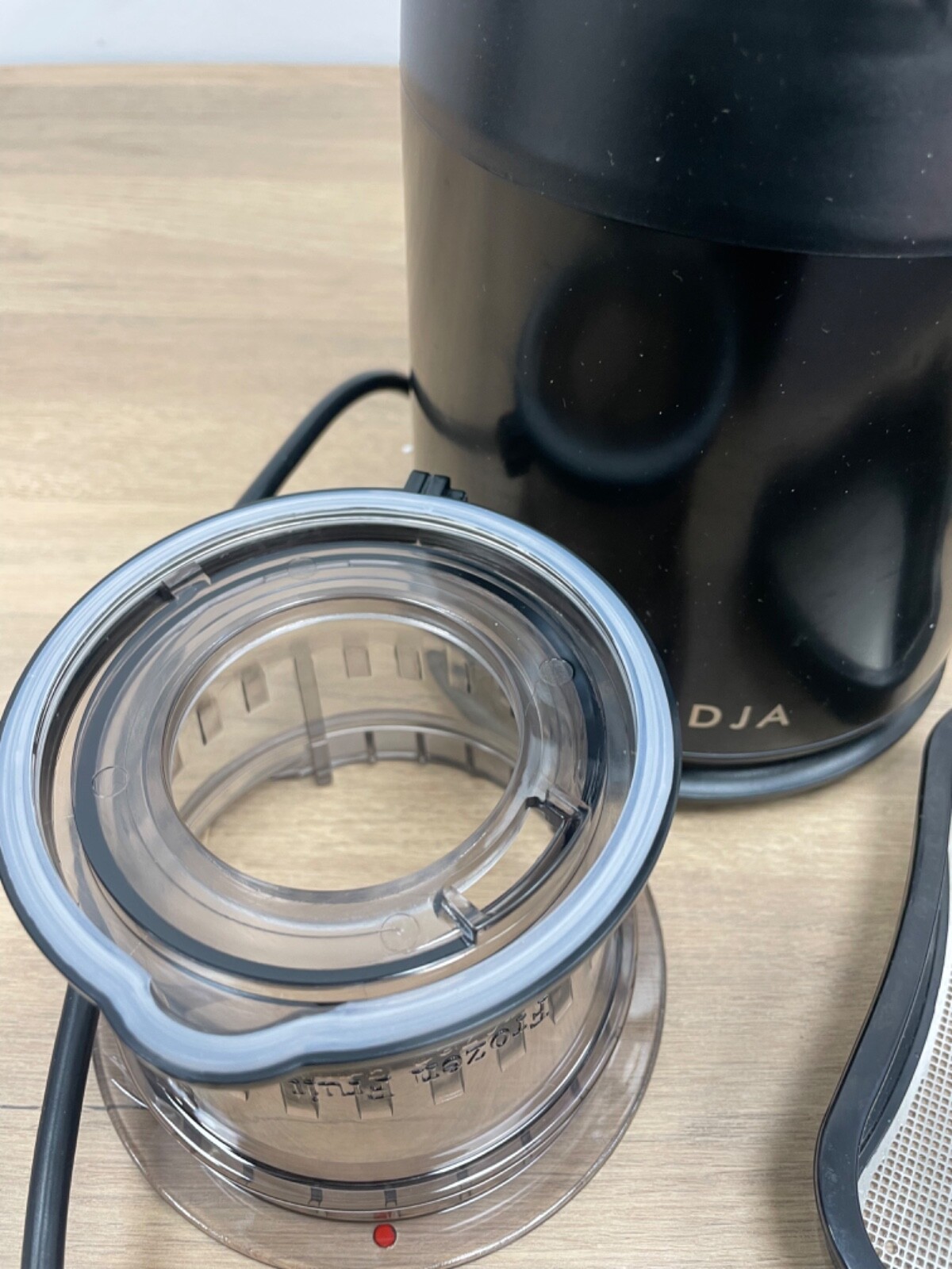 Fridja F1900 240W Whole Fruit Slow Masticating Juicer Black eBay