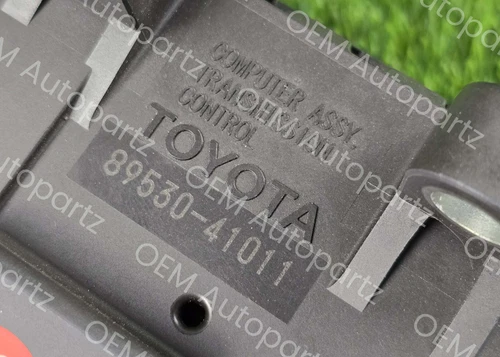 Toyota avalon 2008-10 Transmission Control Computer Module 89530-41011 Oem used - Picture 2 of 15