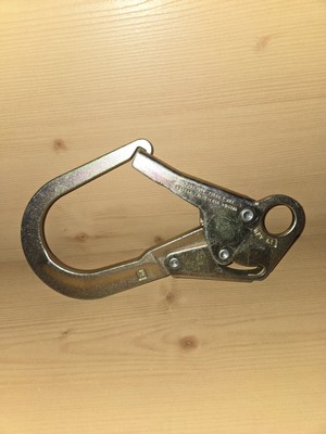 Yoke / Niagara part # N-3630T -Steel Rebar Scaffold Hook- 2-1/2'' Opening