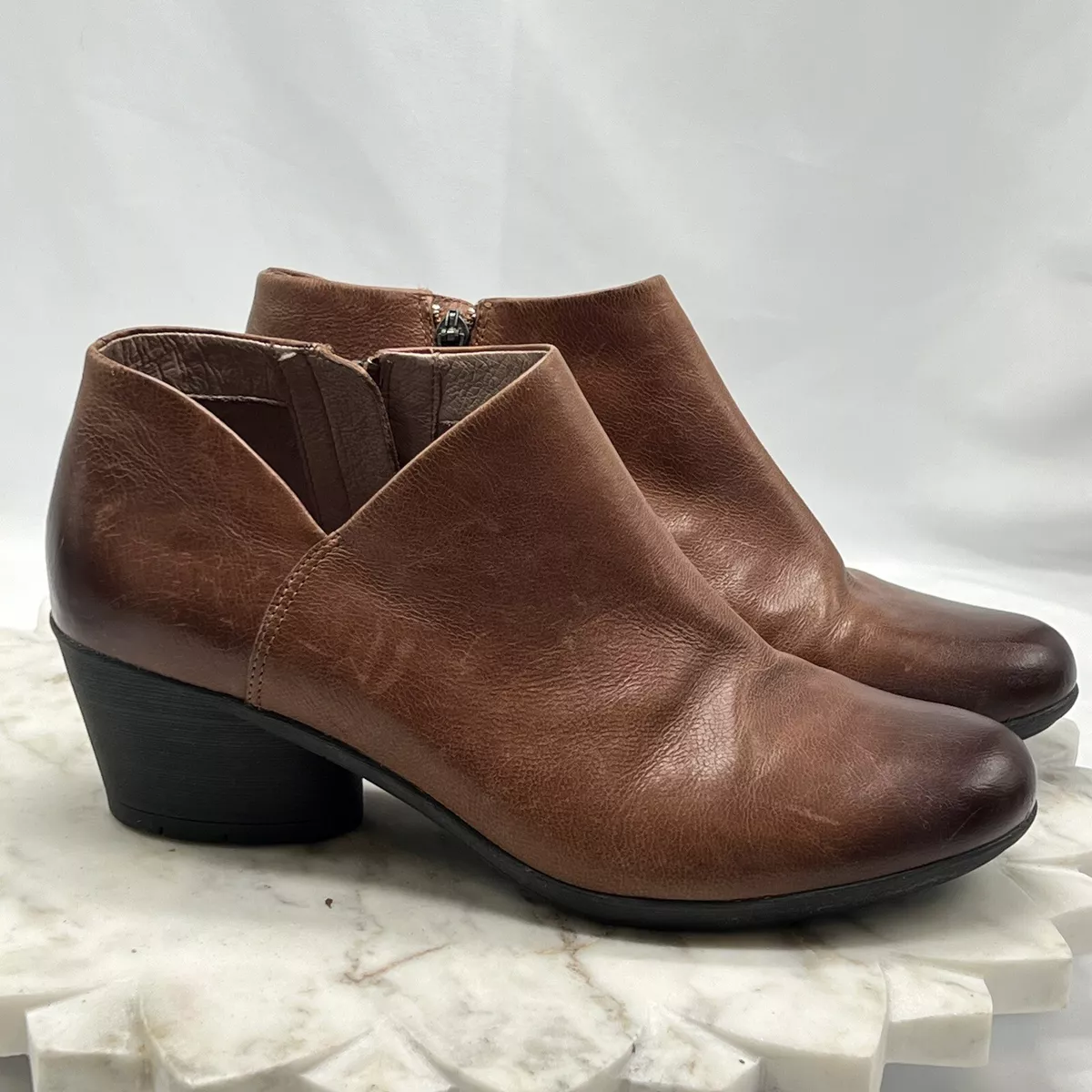 Raina dansko shop