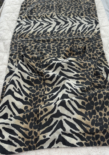 EUC 2 Springs Animal Print King Size Pillow Shams Leopard Zebra Cotton Blend