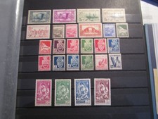 Algérie lot de 26 timbres neufs** en majorité et 1 oblitéré .   Cote 39 €. TTBE