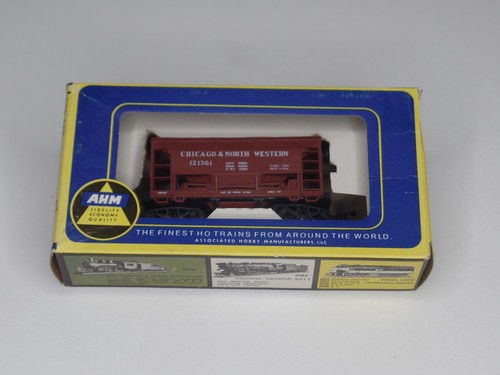 AHM Rivarossi HO Scale 1:87 C&N #5273E Chicago & Northwestern Ore Car #121361 | Zustand: Used