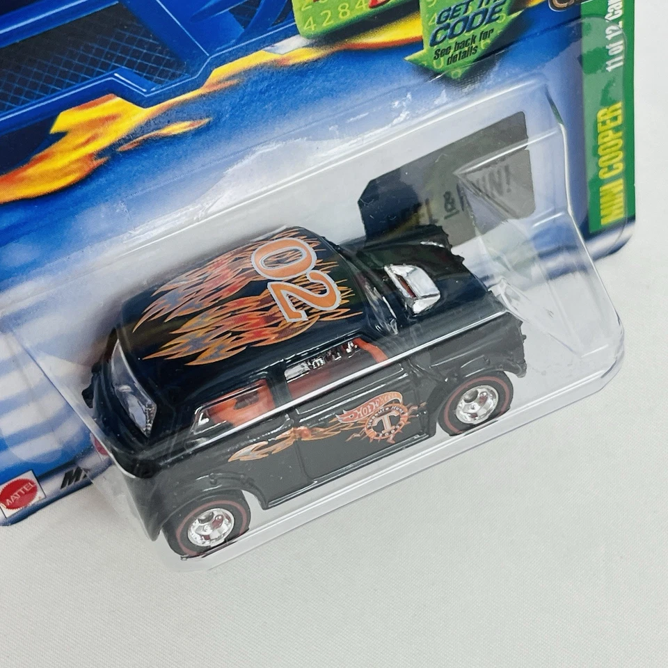 Hot Wheels Treasure Hunt Mini Cooper Real Riders 11/12 #011 Black Flames - Image 3 of 4