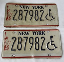 VINTAGE LOT OF 2 NEW YORK STATE LICENSE PLATES STATUE OF LIBERTY #287982