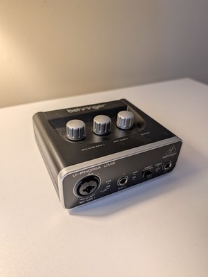 Behringer U-PHORIA UM2 USB Audio Interface, XLR In, RCA Out,Phantom Power Black