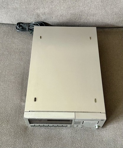 Sony ST-P7J FM Stereo Tuner PLL Crystal Locked Digital Synthesizer System - Afbeelding 3 van 8