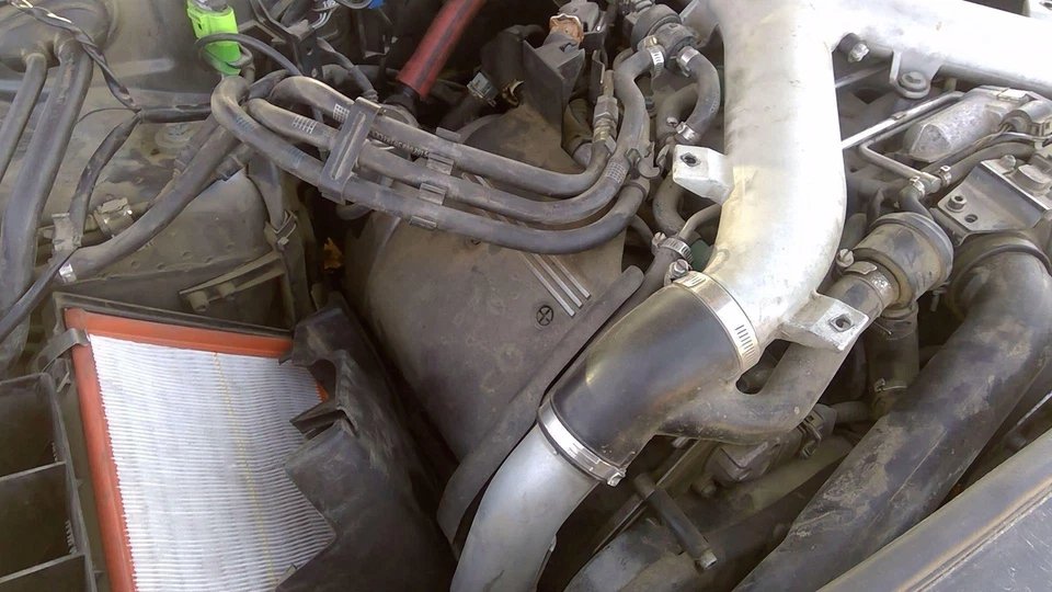 2000 2001 2002 2003 2004 Audi A6 Passenger Right Valve Cover Oem 2.7l Turbo - Image 2 of 4