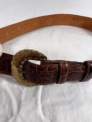 SAKS FIFTH AVENUE Vintage Brown Leather Alligator Embossed  display picture 1