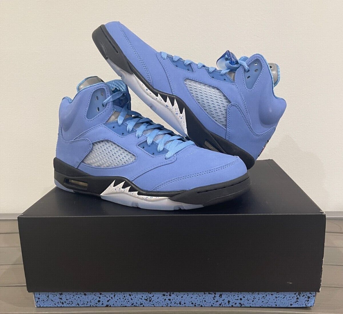 Sz 8-14 2023 Nike Air Jordan 5 Retro UNC University Blue Black White  DV1310-401