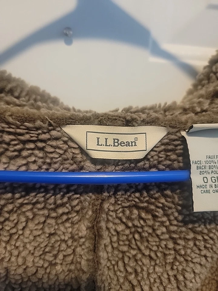 L.L.Bean Womens long sleeve Full Zip faux fur/suede coat w/ hood, size Large - Image 4 of 4