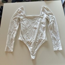Babaton Aritzia Contour Sculpt Long Sleeve Squareneck Bodysuit White M