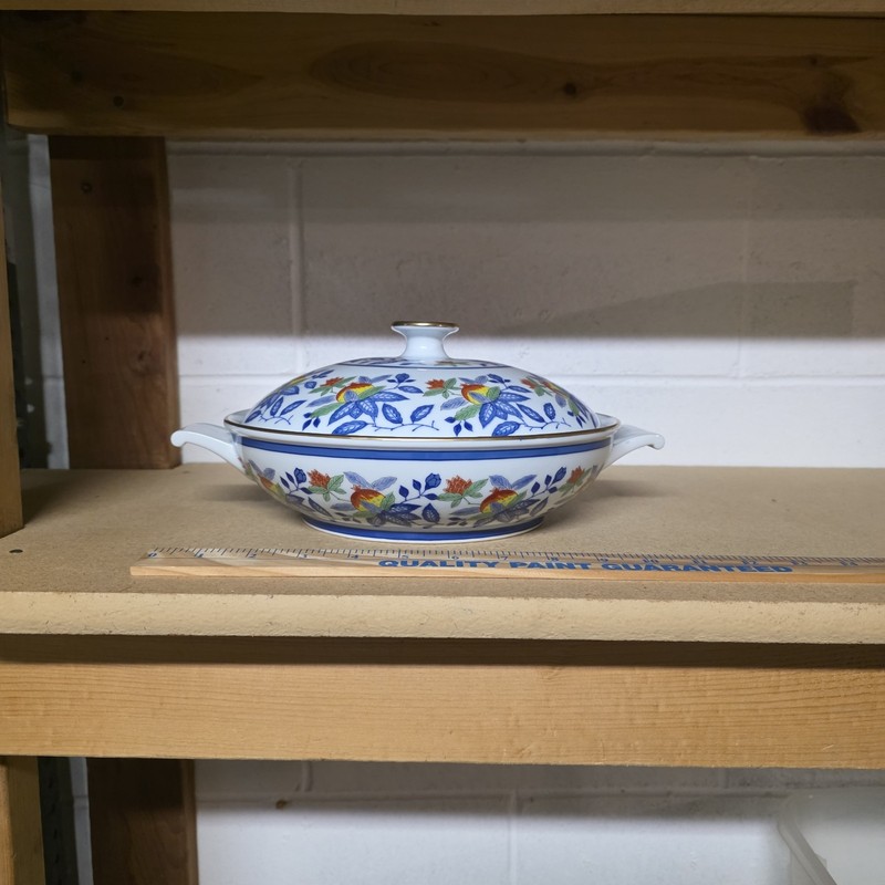Vintage Nishiyama porcelain lidded vegetable tureen Used LOOK AT PICTURES