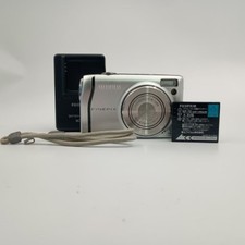 FUJIFILM FINEPIX F40fd Silver Compact Digital Camera