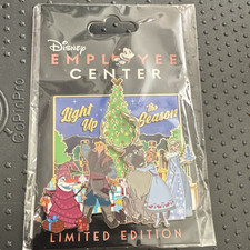 Disney Cast Member Exclusive Limited Edition Light Up the Season Frozen Pin 2024