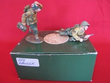 KING  COUNTRY DD004 RANGER LOADING CARBINE  RUNNING MEDIC