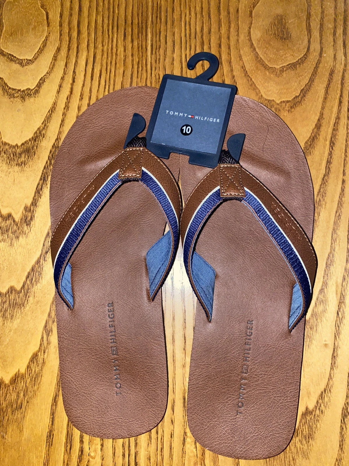 TOMMY HILFIGER MENS BROWN FLIP FLOPS SIZE 9 NWT
Opens in a new window or tab