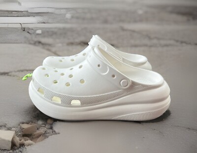 Crocs Classic Crush Platform Clogs Womens 10 White Shoes Casual Comfort NWT