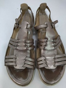 ecco flash buckle sandal