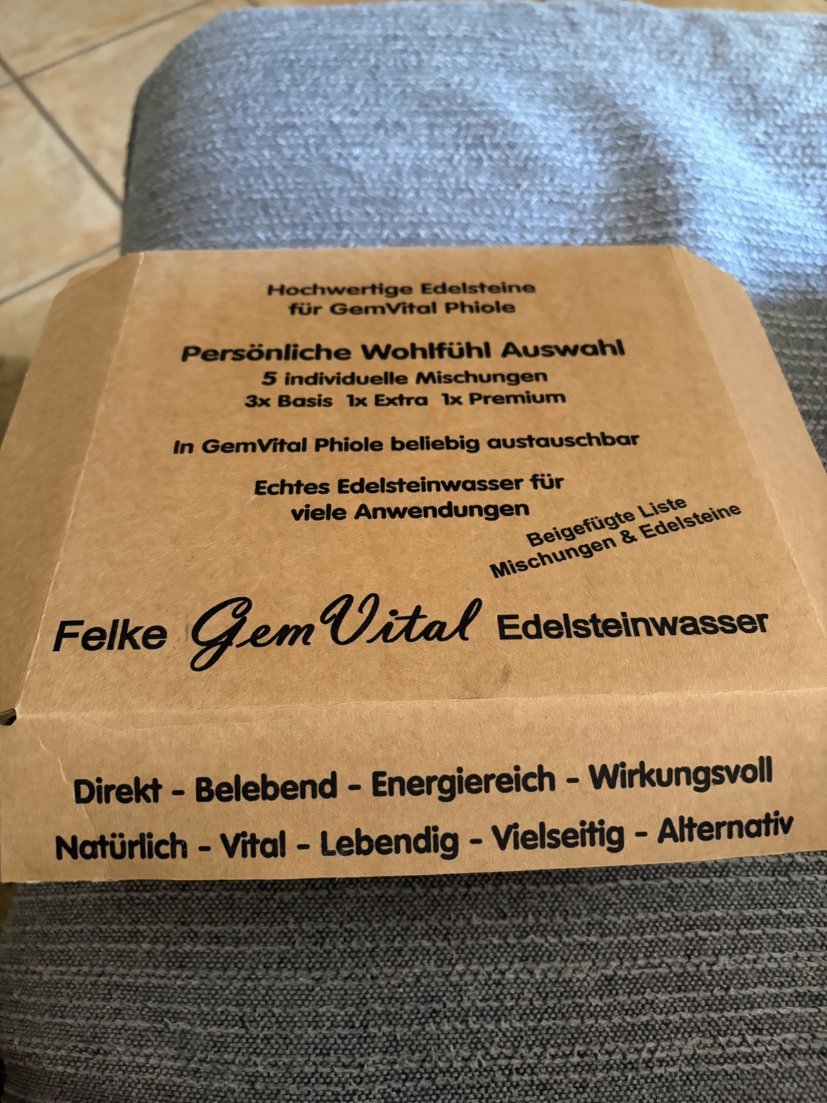 Hochwertige Edelsteine für Edelsteinwasser + GemVital Phiole Top Zustand !! Hochwertige Edelsteine für Edelsteinwasser + GemVital Phiole Top Zustand !!