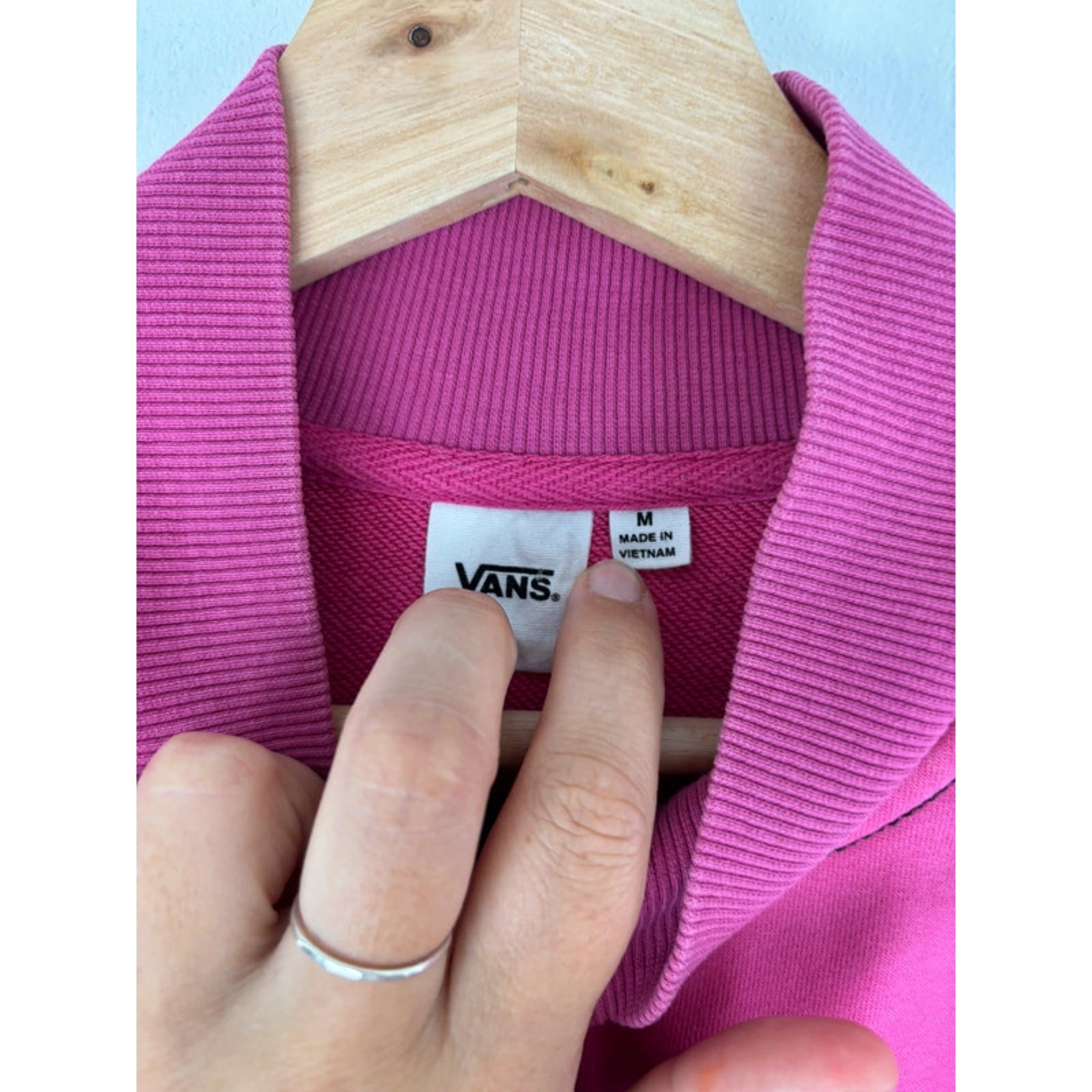 Vans Thread It Pink Half Zip Mock Neck Crop Sweatshirt Size M 00523 image 3