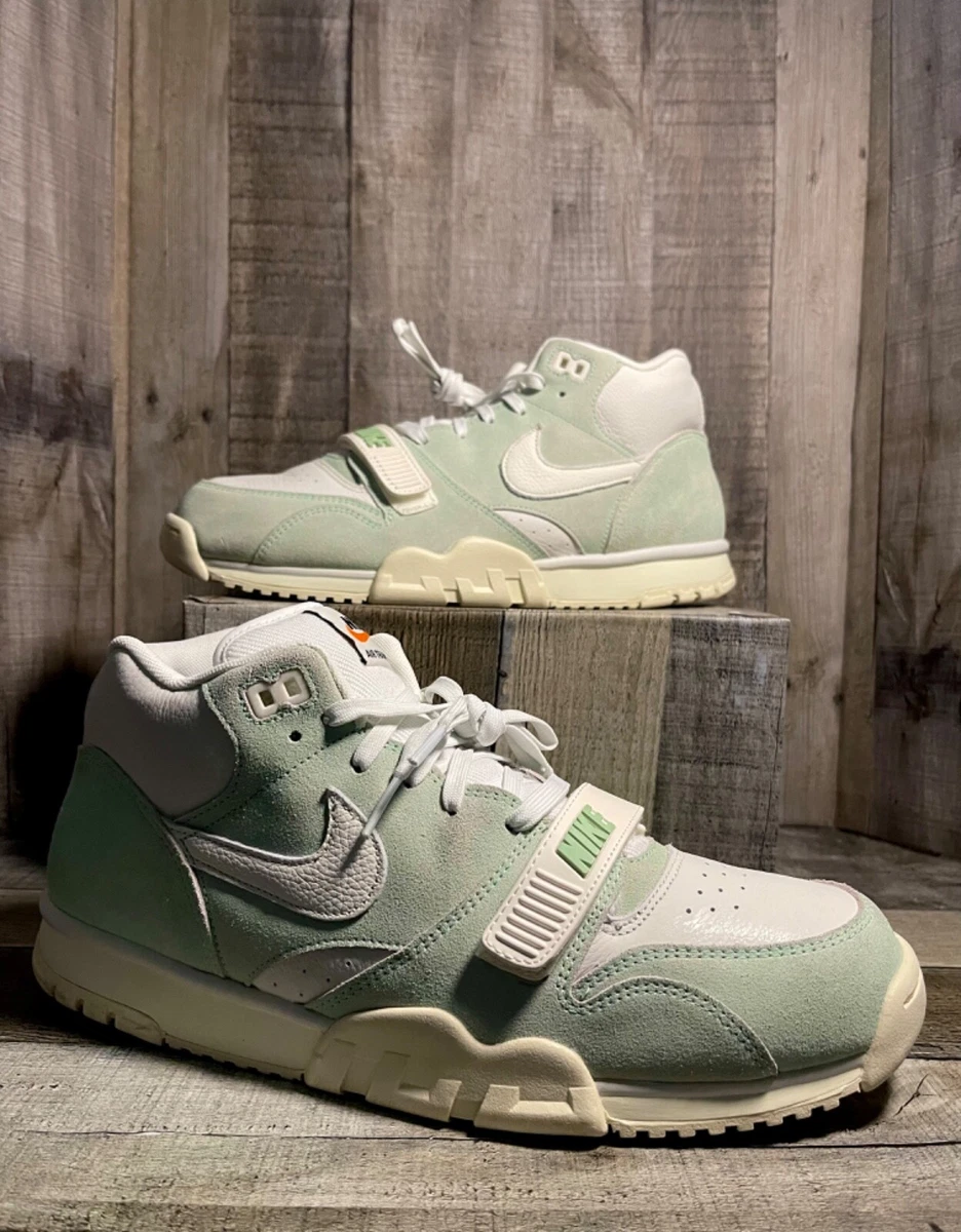 Nike trainer deals deals
