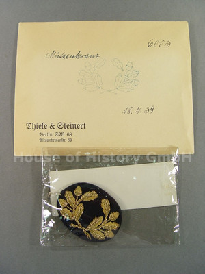 59533: Merchant Navy, Oak Leaf Wreath for Officers Peaked Cap, April 1939
