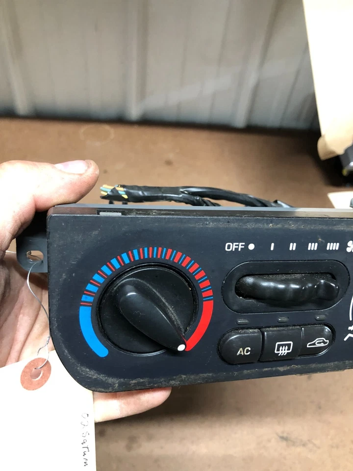 Saturn SL1 2000-2002 calefacción climatización 21031429 OEM Foto 2 de 4