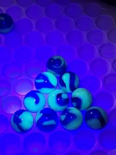 10  UV  REACTIVE  PINK AND COBALT FENTON GLASS JABO MARBLES $9.99 FEN 1