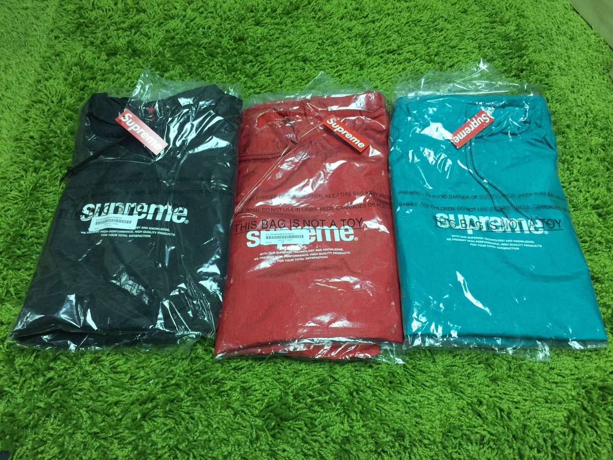 supreme Nylon Packable Poncho 2016S/S