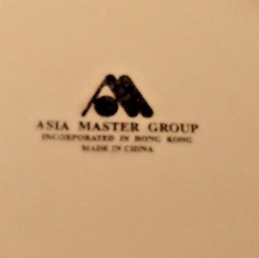 Lata de riego de cerámica con diseño de manzana de Asia Master Group  Foto 4 de 4