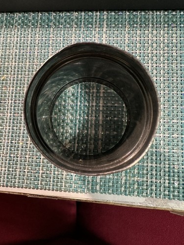 VINTAGE NAPKIN RING-UNKNOWN METAL-ABOUT 2" X 1 1/2" TALL - Picture 6 of 8