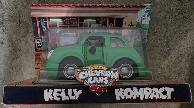 Chevron Cars Green KELLY KOMPACT Car 1998 New Sealed Vintage Collectible 