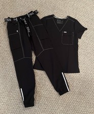 NWT Figs 2 Piece Scrub Set 2XS Black Hays Jogger Pants BEI Cargo Scrub Shirt