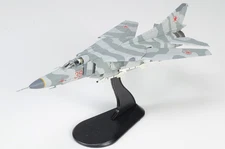 HA5316 Hobby Master MiG-23MS Flogger-E 1/72 Model Red 39 USAF 4477th TES Red