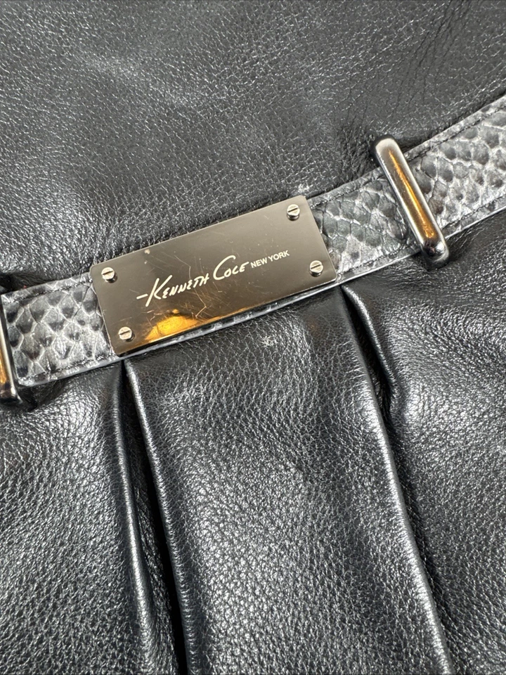 STUNNING KENNETH COLE GENUINE BLACK PEBBLED LEATHER SHOULDER BAG SATCHEL HOBO - Image 2 of 4