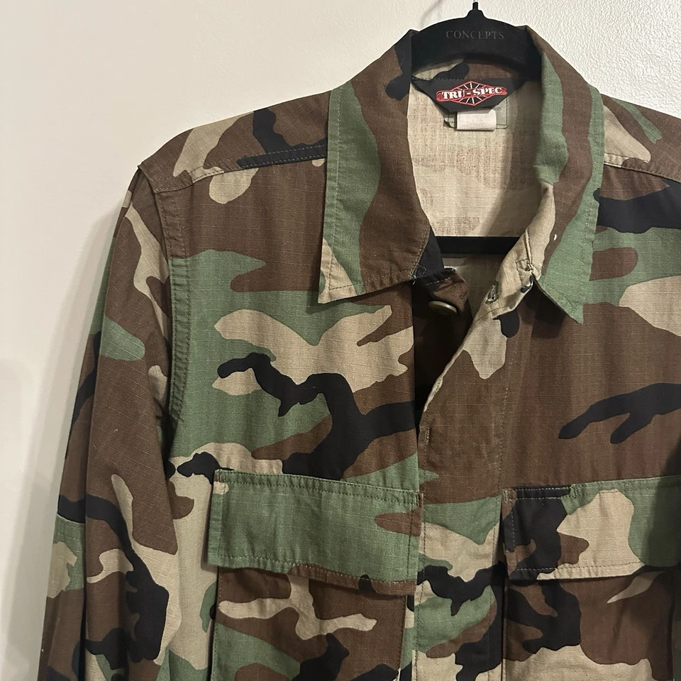 Tru Spec Combat Coat Mens Small Camo Button Military Army Jacket - Image 2 of 4