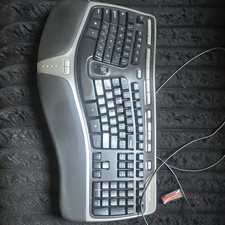 Microsoft Natural Ergonomic Keyboard 4000 v1....