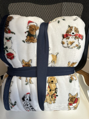 Christmas Dogs Cute Oversized Plush Sherpa Throw Blanket 60x70 Members Mark