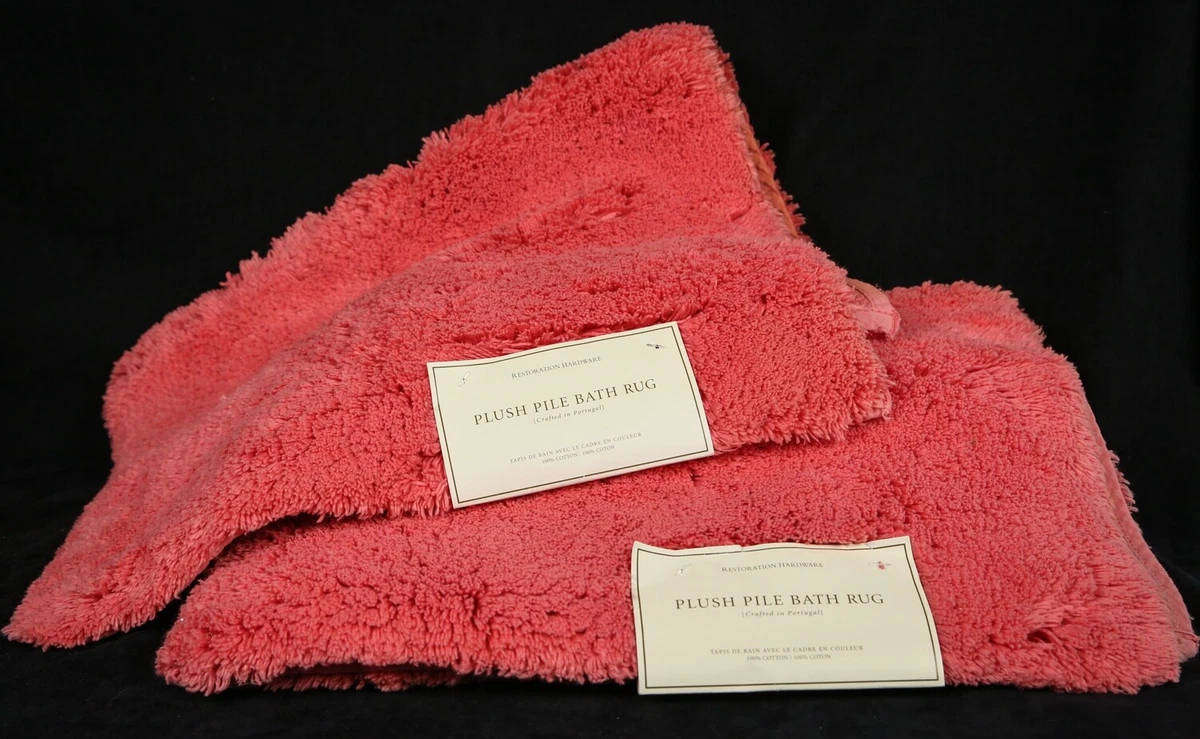 Coral color 2024 bathroom rugs